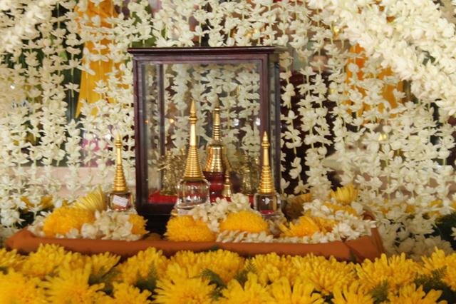 Đồng Tháp: Cung Nghinh Xá Lợi Phật