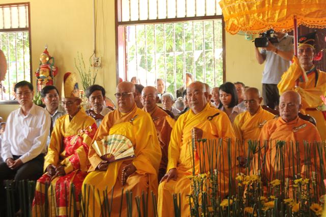 Đồng Tháp: Cung Nghinh Xá Lợi Phật