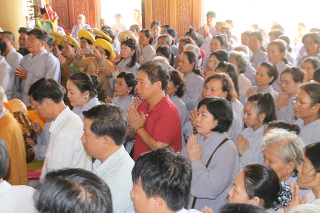 Đồng Tháp: Cung Nghinh Xá Lợi Phật