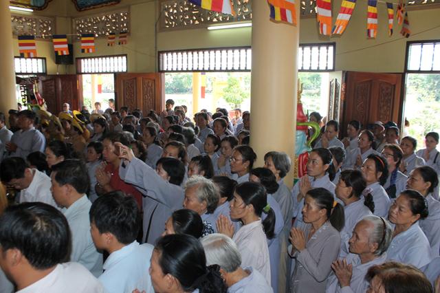 Đồng Tháp: Cung Nghinh Xá Lợi Phật