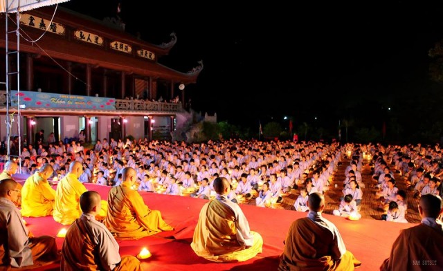 Thái Bình: Chùa Bụt Mọc tổ chức khóa tu “HƯƠNG TỪ BI” lần thứ tư năm 2015