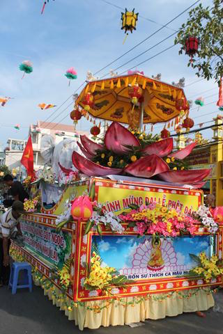 Phật Giáo Đồng Tháp Tổ Chức Chương Trình Phật Đản PL. 2559