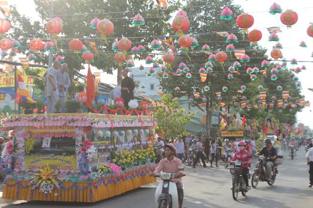 Phật Giáo Đồng Tháp Tổ Chức Chương Trình Phật Đản PL. 2559