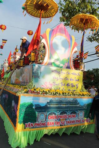 Phật Giáo Đồng Tháp Tổ Chức Chương Trình Phật Đản PL. 2559