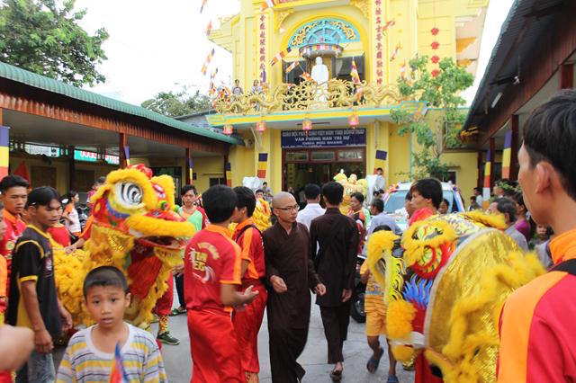 Phật Giáo Đồng Tháp Tổ Chức Chương Trình Phật Đản PL. 2559