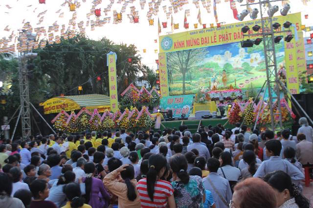 Phật Giáo Đồng Tháp Tổ Chức Chương Trình Phật Đản PL. 2559