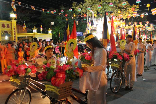 Phật Giáo Đồng Tháp Tổ Chức Chương Trình Phật Đản PL. 2559