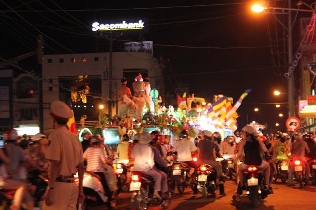 Phật Giáo Đồng Tháp Tổ Chức Chương Trình Phật Đản PL. 2559