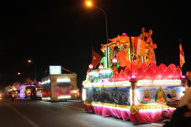 Phật Giáo Đồng Tháp Tổ Chức Chương Trình Phật Đản PL. 2559