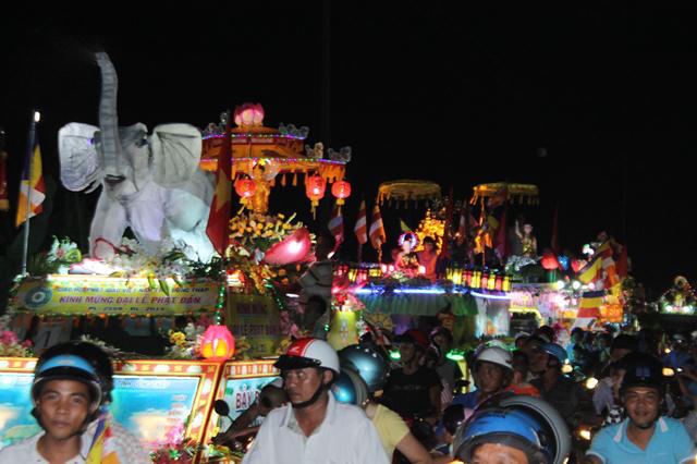 Phật Giáo Đồng Tháp Tổ Chức Chương Trình Phật Đản PL. 2559