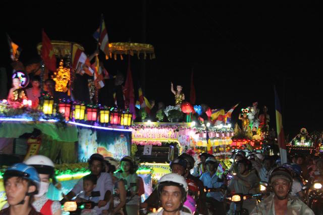 Phật Giáo Đồng Tháp Tổ Chức Chương Trình Phật Đản PL. 2559