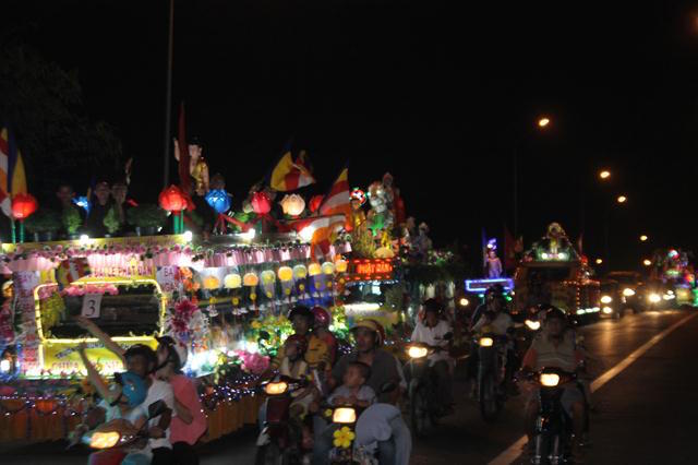 Phật Giáo Đồng Tháp Tổ Chức Chương Trình Phật Đản PL. 2559