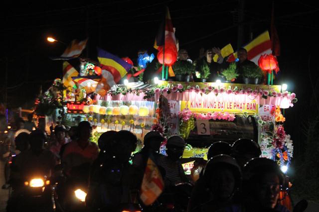 Phật Giáo Đồng Tháp Tổ Chức Chương Trình Phật Đản PL. 2559