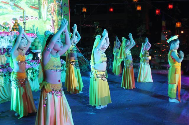 Phật Giáo Đồng Tháp Tổ Chức Chương Trình Phật Đản PL. 2559