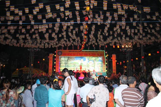 Phật Giáo Đồng Tháp Tổ Chức Chương Trình Phật Đản PL. 2559