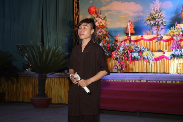 Thái Bình: Lễ quy y Tam Bảo và chương trình văn nghệ mừng Phật đản tại chùa Từ Xuyên