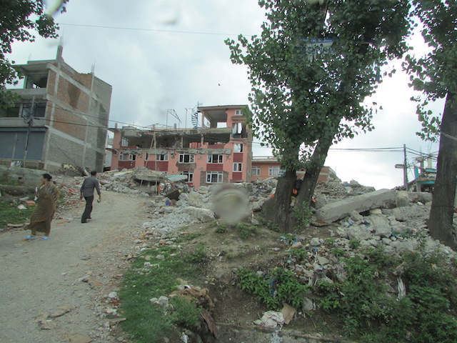 Bản tin số 5: Ngày thứ tư cứu trợ nạn nhân động đất tại Nepal
