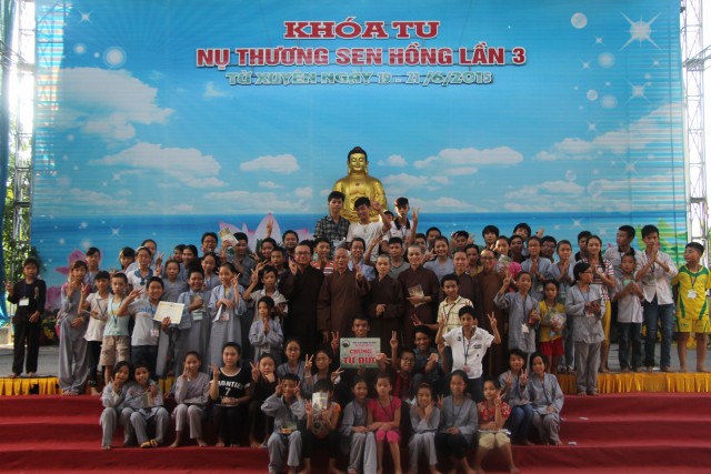 Thái Bình: Khóa tu sen hồng chùa Từ Xuyên (ngày thứ ba)