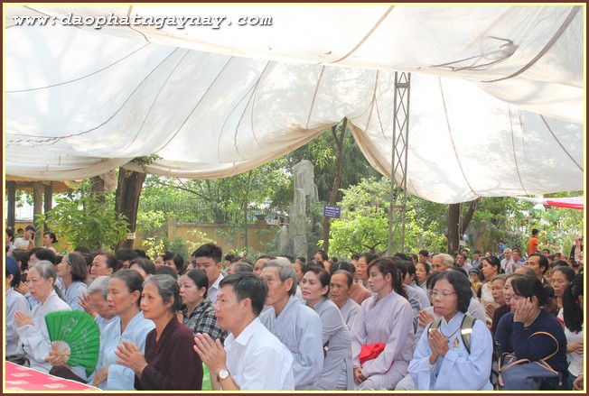 Bình Dương: Lễ Đúc Đại Hồng Chung Tại Chùa Thiên Quang