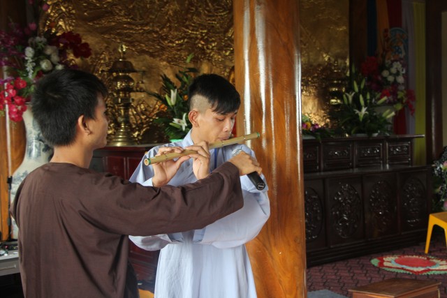 Thái Bình: Gần 300 bạn trẻ về chùa Từ Xuyên tu an lạc – Chủ đề “Tôn kính Phật”