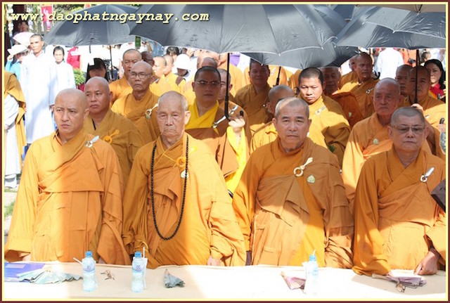 Bình Dương: Ban Trị Sự PG.Huyện Thuận An  Chào mừng đại lễ PD.2559