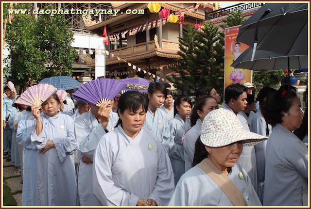 Bình Dương: Ban Trị Sự PG.Huyện Thuận An  Chào mừng đại lễ PD.2559