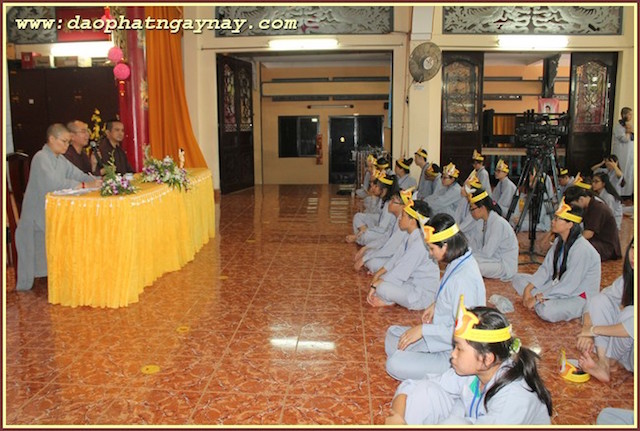 TP.Hồ Chí Minh: Gieo Hạt Từ Tâm - Kì 38  Chủ Đề: Sen Vàng Nâng Gót Tịnh