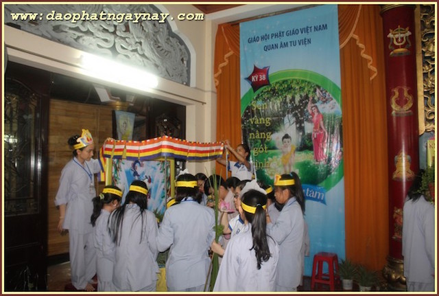 TP.Hồ Chí Minh: Gieo Hạt Từ Tâm - Kì 38  Chủ Đề: Sen Vàng Nâng Gót Tịnh