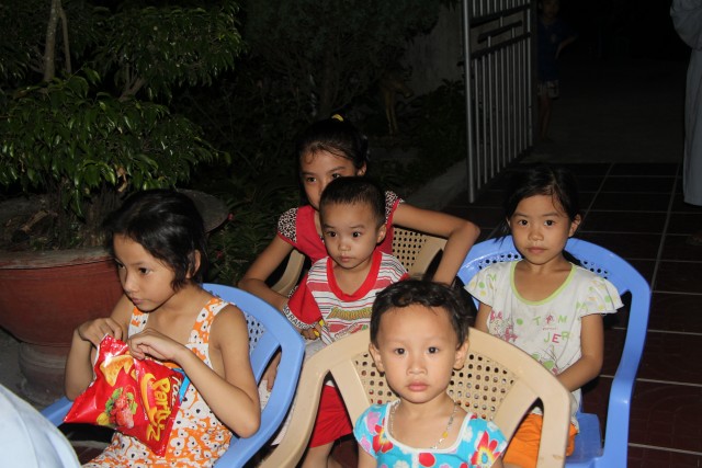 Thái Bình: Chùa Hưng Long lập “hòm không đốt vàng mã để làm từ thiện”