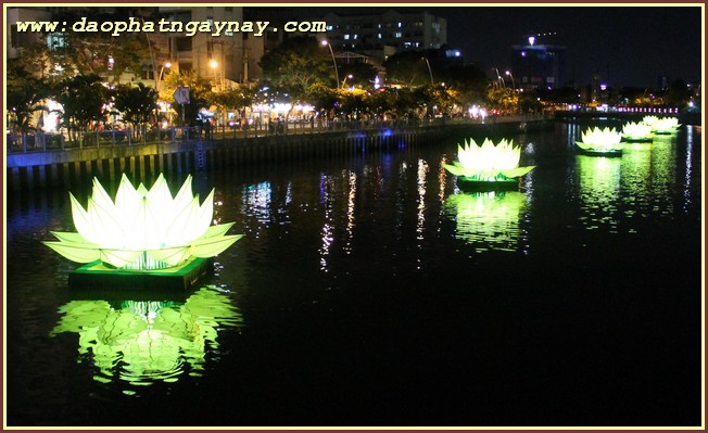 TP. HCM - Bình Dương: Không khí Phật đản 2559 tại một số tự viện