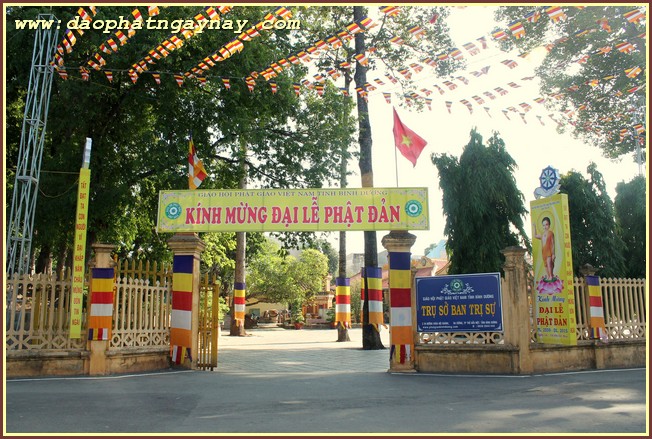 TP. HCM - Bình Dương: Không khí Phật đản 2559 tại một số tự viện