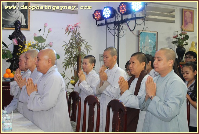 TP.HCM:  sư cô Hương Nhũ thuyết giảng tại chùa Phước Hải