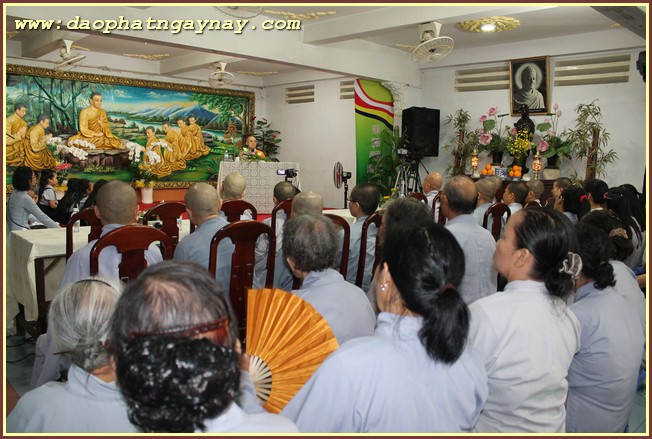 TP.HCM:  sư cô Hương Nhũ thuyết giảng tại chùa Phước Hải