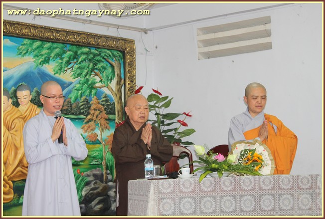 TP.HCM:  sư cô Hương Nhũ thuyết giảng tại chùa Phước Hải