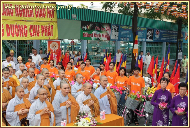 TP. HCM: Phật giáo Phú Nhuận chào mừng Phật đản PL 2559