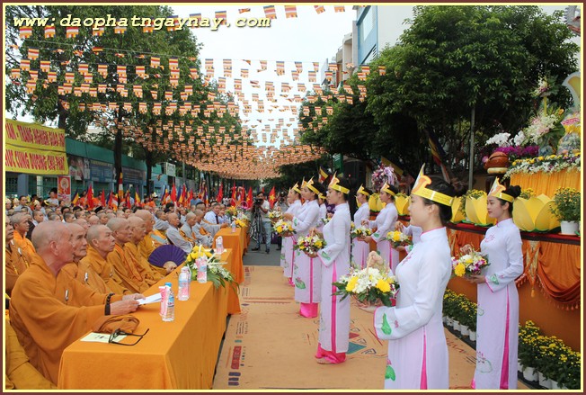 TP. HCM: Phật giáo Phú Nhuận chào mừng Phật đản PL 2559