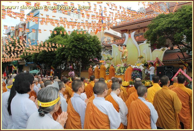 TP. HCM: Phật giáo Phú Nhuận chào mừng Phật đản PL 2559