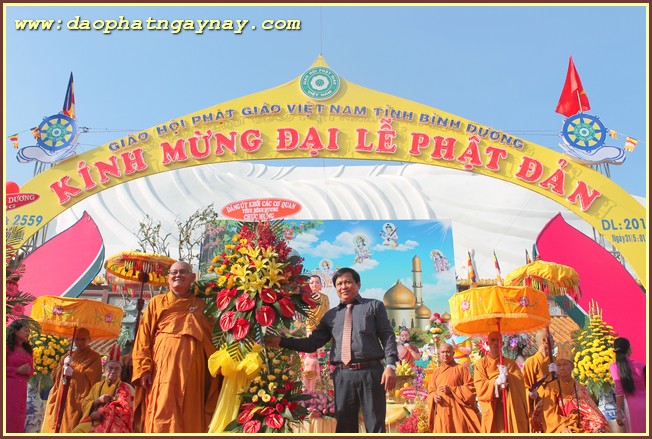 BÌNH DƯƠNG:   Phật Giáo Bình Dương Long Trọng Chào Mừng Đại Lễ PD.2559