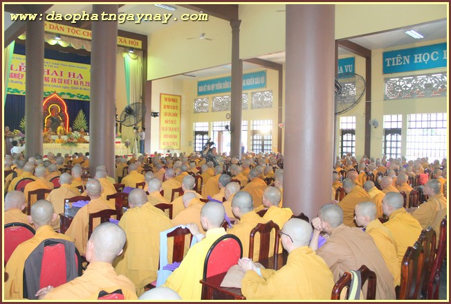 Bình Dương:  lễ khai hạ tịnh nghiệp đạo tràng  An Cư Kiết Hạ PL.2559