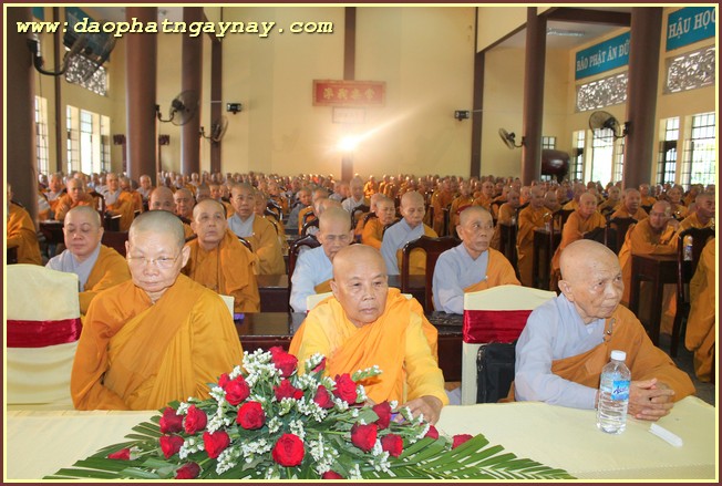 Bình Dương:  lễ khai hạ tịnh nghiệp đạo tràng  An Cư Kiết Hạ PL.2559