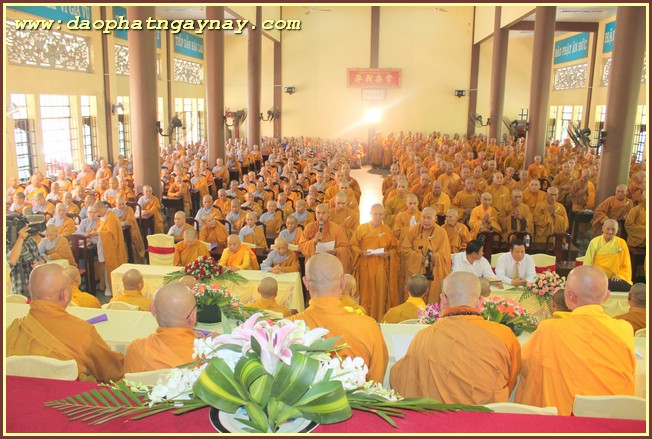 Bình Dương:  lễ khai hạ tịnh nghiệp đạo tràng  An Cư Kiết Hạ PL.2559