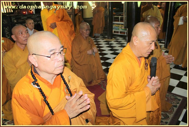 Bình Dương:  lễ khai hạ tịnh nghiệp đạo tràng  An Cư Kiết Hạ PL.2559