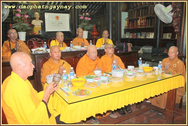 Bình Dương:  lễ khai hạ tịnh nghiệp đạo tràng  An Cư Kiết Hạ PL.2559