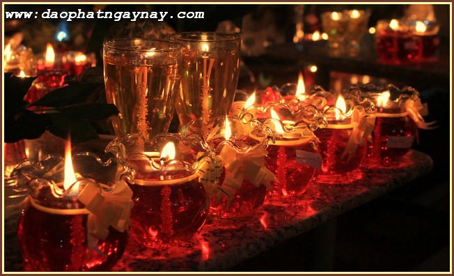 ĐỒNG NAI: Trang Nghiêm Đêm Hội Cúng Đèn Rằm Tháng 4