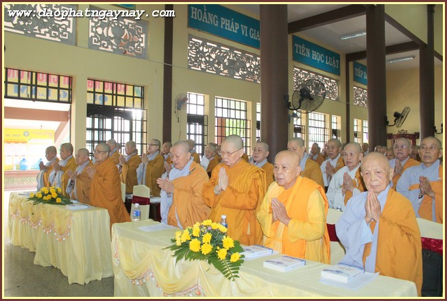 Bình Dương: Lễ Bố Tát An Cư Hạ Tuần Tháng 5