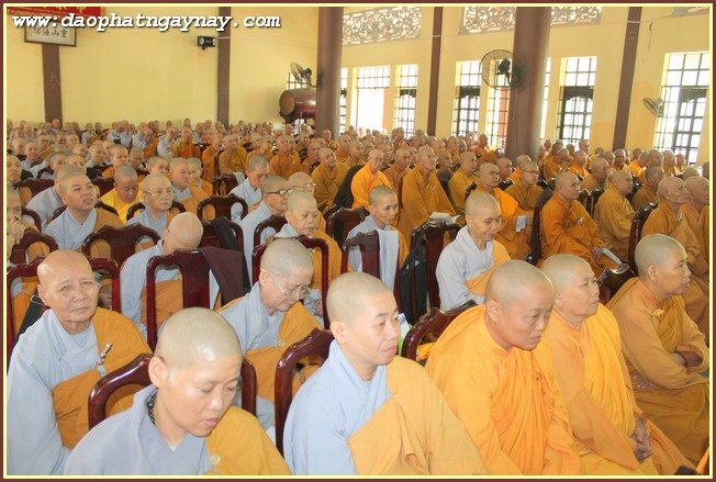 Bình Dương: Lễ Bố Tát An Cư Hạ Tuần Tháng 5