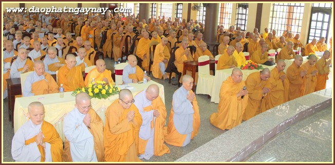 Bình Dương: Lễ Bố Tát An Cư Hạ Tuần Tháng 5