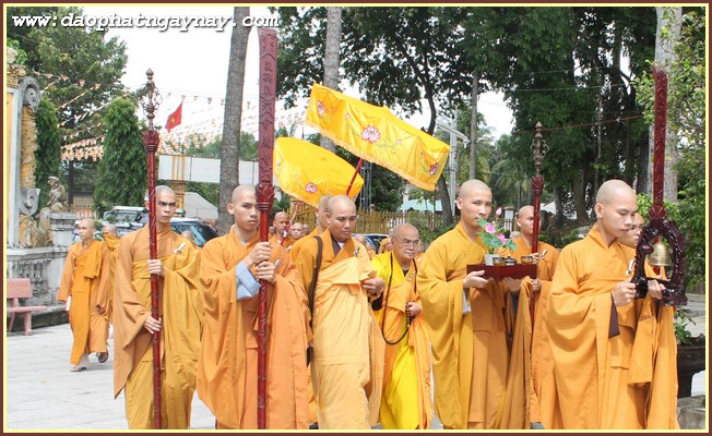 Bình Dương: Lễ Bố Tát An Cư Hạ Tuần Tháng 5