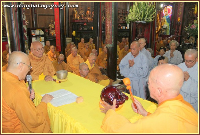 Bình Dương: Lễ Bố Tát An Cư Hạ Tuần Tháng 5