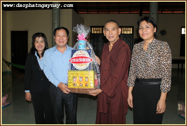 Ban Tôn Giáo tỉnh Bình Dương thăm các Chứa Sắc Tôn Giáo nhân ngày Thương Binh Liệt sĩ 27/7